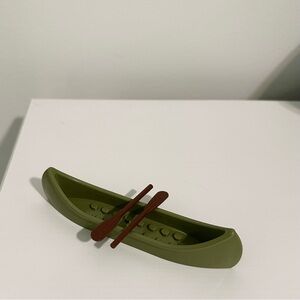 LEGO Olive Green Canoe with 2 Brown Oars Paddles EUC